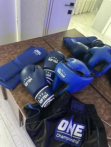 Комплект экипировки для единоборств (кикбоксинг/бокс/Muay Thai) at lalafo.kg Комплект экипировки для единоборств (кикбоксинг/бокс/Muay Thai)
