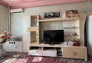 Продаю гарнитур, старую посуду.
Не дорого lalafo.kg да Продаю гарнитур, старую посуду.
Не дорого