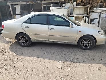 Toyota Camry: 2004 г., 2.4 л, Автомат, Бензин, Седан at lalafo.kg Toyota Camry: 2004 г., 2.4 л, Автомат, Бензин, Седан