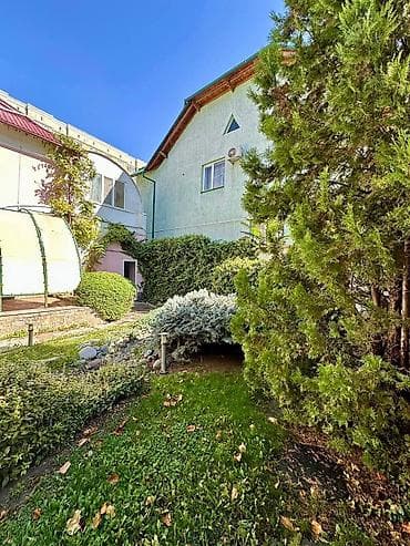 Продажа полдома: ✅Продается Двухэтажный Дом в востребованном районе по Первой Линии! at lalafo.kg — 4 Продажа полдома: ✅Продается Двухэтажный Дом в востребованном районе по Первой Линии! — 4