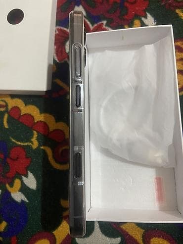 Смартфон на Android, 256 ГБ памяти Основные характеристики: - Память at lalafo.kg Смартфон на Android, 256 ГБ памяти Основные характеристики: - Память