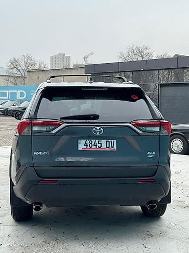 GMC: Toyota RAV4: 2019 г., 2.5 л, Автомат, Бензин, Кроссовер lalafo.kg да — 4 GMC: Toyota RAV4: 2019 г., 2.5 л, Автомат, Бензин, Кроссовер — 4