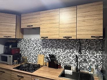 Продаю кухонный гарнитур Б/. Торг уместен. Длинна столешницы 2.80 at lalafo.kg Продаю кухонный гарнитур Б/. Торг уместен. Длинна столешницы 2.80