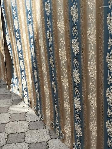 Партер.2шт.дл5м,выс 2м78см.Цена 2м 900сом.Кольцо at lalafo.kg Партер.2шт.дл5м,выс 2м78см.Цена 2м 900сом.Кольцо