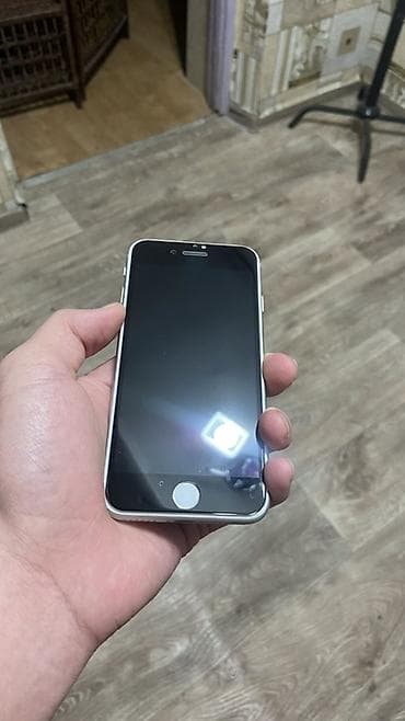IPhone 8, 256 ГБ, Защитное стекло, Чехол, 100 % at lalafo.kg IPhone 8, 256 ГБ, Защитное стекло, Чехол, 100 %