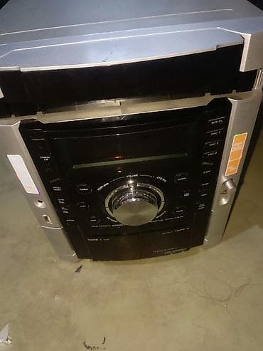 Музыкальный центр LG LM-U550 (серия XTS Pro) Компактный домашний at lalafo.kg Музыкальный центр LG LM-U550 (серия XTS Pro) Компактный домашний