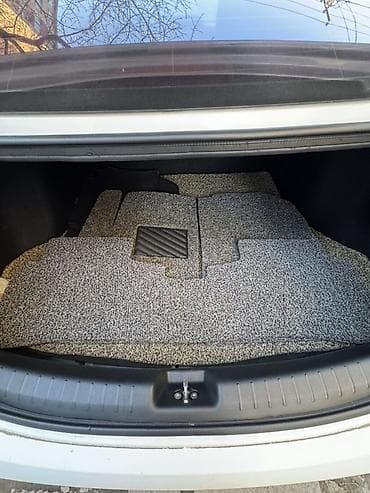 Ворсовые Полики Для салона Hyundai, цвет - Серый, Б/у at lalafo.kg Ворсовые Полики Для салона Hyundai, цвет - Серый, Б/у