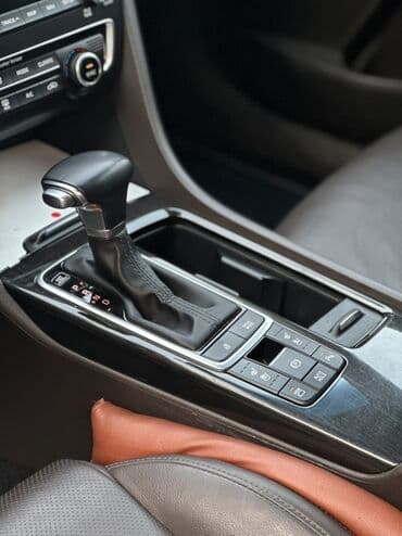 Kia K5: 2018 г., 2 л, Автомат, Газ, Седан at lalafo.kg Kia K5: 2018 г., 2 л, Автомат, Газ, Седан