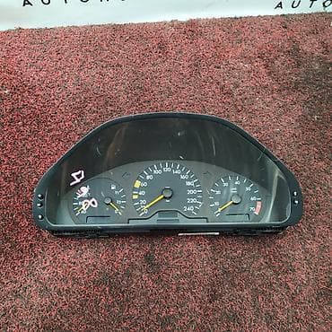 Щиток приборов Mercedes-Benz at lalafo.kg Щиток приборов Mercedes-Benz