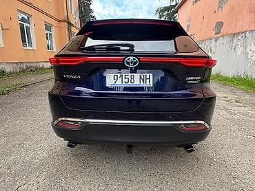 Toyota Venza: 2021 г., 2.5 л, Вариатор, Гибрид, Кроссовер at lalafo.kg Toyota Venza: 2021 г., 2.5 л, Вариатор, Гибрид, Кроссовер