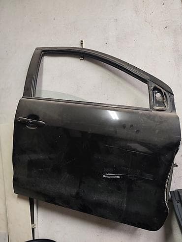 Жабо: Дверь Передняя левая Toyota at lalafo.kg — 1 Жабо: Дверь Передняя левая Toyota — 1