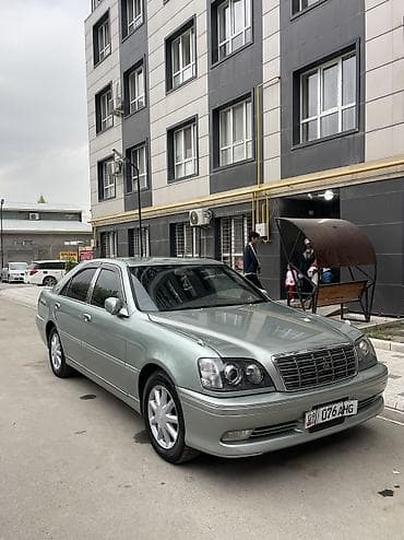 Toyota Crown: 2002 г., Автомат, Бензин, Седан at lalafo.kg Toyota Crown: 2002 г., Автомат, Бензин, Седан