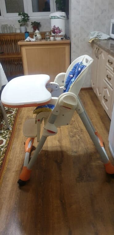 Продаю стул для кормления chicco poly Италия, состояние отличное цена at lalafo.kg Продаю стул для кормления chicco poly Италия, состояние отличное цена