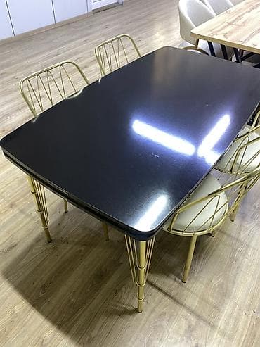 Кухонный стол и стул, Самовывоз, цвет - Черный at lalafo.kg Кухонный стол и стул, Самовывоз, цвет - Черный