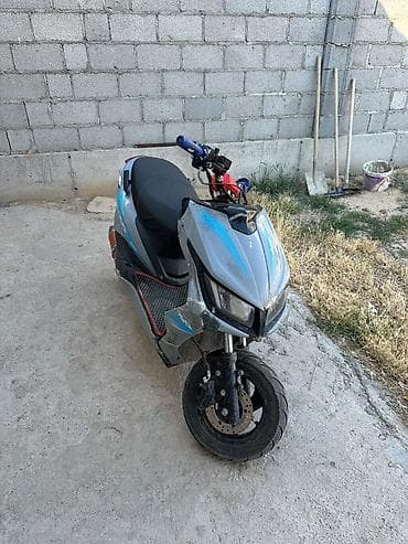 Скутер MB-150 (150 см - Кузов: спортивный дизайн, серо-голубой окрас lalafo.kg да Скутер MB-150 (150 см - Кузов: спортивный дизайн, серо-голубой окрас
