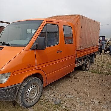 Грузовик, Mercedes-Benz, Дубль, 3 т, Б/у at lalafo.kg Грузовик, Mercedes-Benz, Дубль, 3 т, Б/у