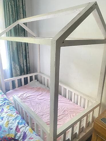 Детская односпальная кровать, Б/у, Для девочки, С матрасом at lalafo.kg Детская односпальная кровать, Б/у, Для девочки, С матрасом