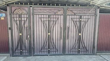 Продаю кованые распашные ворота с калиткой Ширина ворота- 3,15м Ширина at lalafo.kg Продаю кованые распашные ворота с калиткой Ширина ворота- 3,15м Ширина