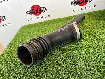 Воздуховод Subaru Forester SG5 EJ20 2003 (б/у) at lalafo.kg Воздуховод Subaru Forester SG5 EJ20 2003 (б/у)