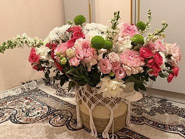 Бонбоньерки: Авторская цветочная композиция в плетёной корзине - Пышная композиция at lalafo.kg — 3 Бонбоньерки: Авторская цветочная композиция в плетёной корзине - Пышная композиция — 3