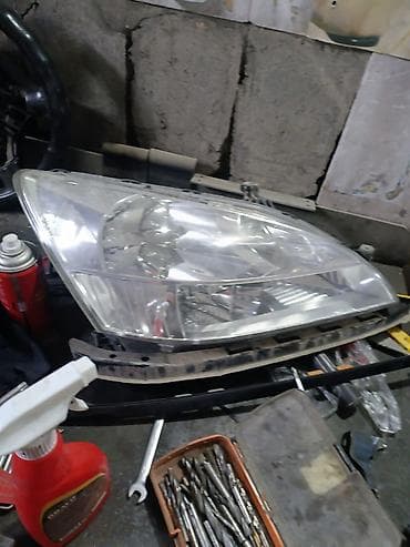 Передняя левая фара Honda 2005 г., Япония at lalafo.kg Передняя левая фара Honda 2005 г., Япония