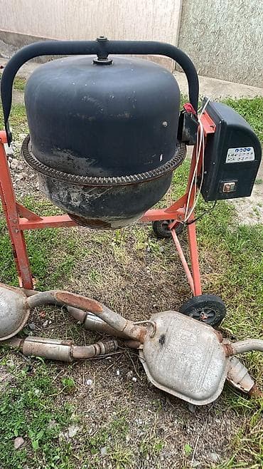 Бетономешалка Принудительная, Средняя (150 - 300 л), Б/у at lalafo.kg Бетономешалка Принудительная, Средняя (150 - 300 л), Б/у