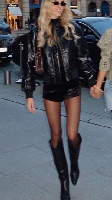 Oldsmobile: Девочки срочно нужны деньги поэтому продаю, брала очень дорого за at lalafo.kg — 1 Oldsmobile: Девочки срочно нужны деньги поэтому продаю, брала очень дорого за — 1