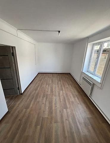 1 комната, Без подселения, С мебелью частично at lalafo.kg 1 комната, Без подселения, С мебелью частично