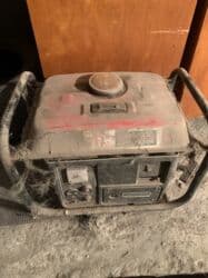 Продаю. Генератор 5000 сом. Не знаю работают или нет, не понимаю at lalafo.kg Продаю. Генератор 5000 сом. Не знаю работают или нет, не понимаю