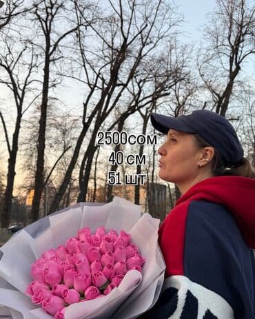 Букеты из роз — классическая композиция в стильной упаковке. - at lalafo.kg Букеты из роз — классическая композиция в стильной упаковке. -