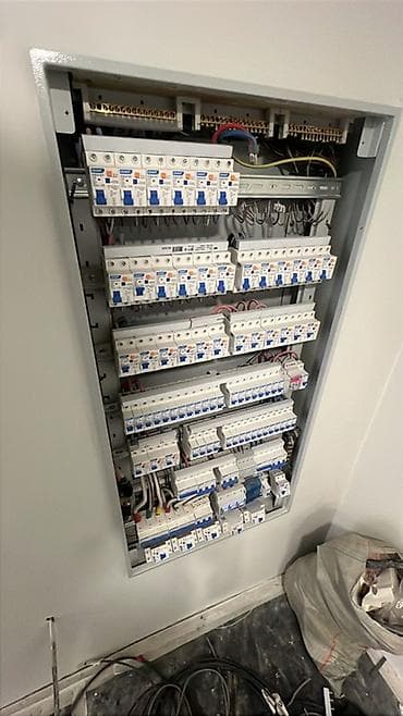 Электромонтажные работы под ключ любой сложности. Квартиры, частные at lalafo.kg Электромонтажные работы под ключ любой сложности. Квартиры, частные