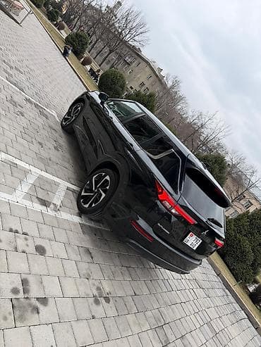 Mitsubishi Outlander: 2021 г., Автомат, Бензин, Кроссовер at lalafo.kg Mitsubishi Outlander: 2021 г., Автомат, Бензин, Кроссовер