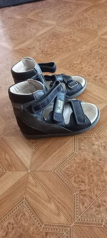 Продаю б/у ортопедические сандали. 25 размер. Состояние хорошее at lalafo.kg Продаю б/у ортопедические сандали. 25 размер. Состояние хорошее