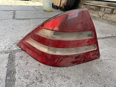 Задний левый стоп-сигнал Mercedes-Benz Б/у, Оригинал at lalafo.kg Задний левый стоп-сигнал Mercedes-Benz Б/у, Оригинал