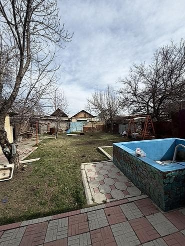 200 м², 6 комнат, Видеонаблюдение, Кондиционер, Парковка at lalafo.kg 200 м², 6 комнат, Видеонаблюдение, Кондиционер, Парковка