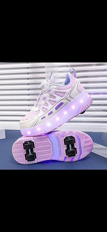 Кроссовки-ролики со светящейся подошвой - 2-в-1: повседневные at lalafo.kg Кроссовки-ролики со светящейся подошвой - 2-в-1: повседневные