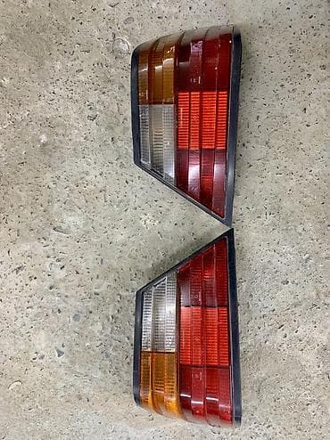 Комплект поворотников Mercedes-Benz Б/у, Оригинал, Германия at lalafo.kg Комплект поворотников Mercedes-Benz Б/у, Оригинал, Германия