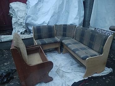 Кухонный мягкий уголок, Дерево, цвет - Белый at lalafo.kg Кухонный мягкий уголок, Дерево, цвет - Белый