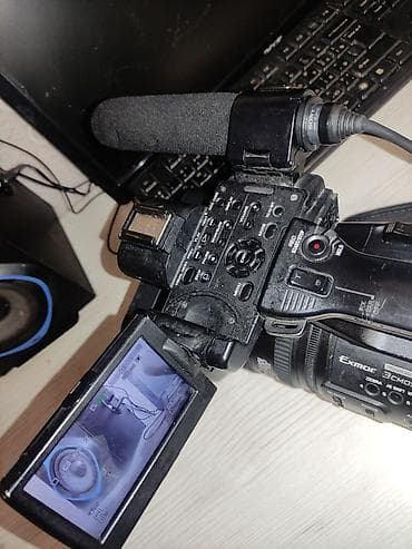 Профессиональная видеокамера Sony NXCAM (линейка Sony HXR) с at lalafo.kg Профессиональная видеокамера Sony NXCAM (линейка Sony HXR) с