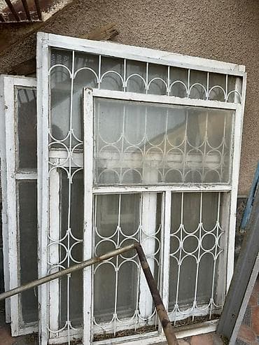 Продаю срочно окна 10 штук 1,40 на 1,30 цена договорная at lalafo.kg Продаю срочно окна 10 штук 1,40 на 1,30 цена договорная