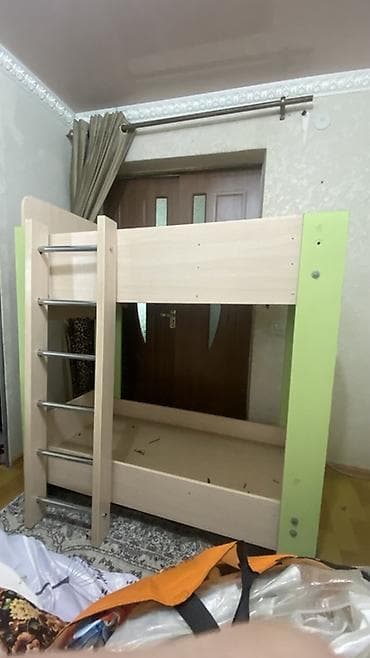 Двухъярусная детская кровать, Б/у, ЛДСП at lalafo.kg Двухъярусная детская кровать, Б/у, ЛДСП