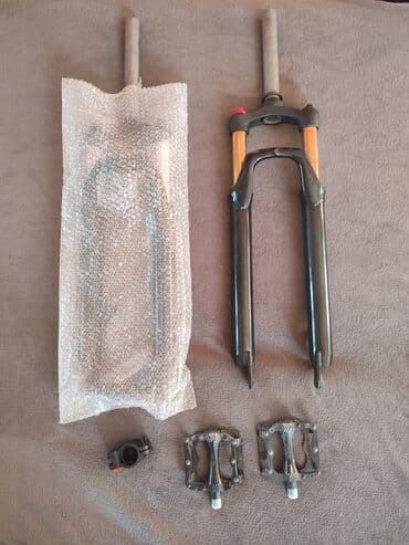 Продаю запчасти для велосипеда держатель замка есть два резиновых at lalafo.kg Продаю запчасти для велосипеда держатель замка есть два резиновых