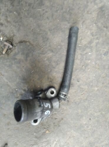 Mitsubishi Pajero 2 крышка термостата, Мицубиси Паджеро 2 корпус at lalafo.kg Mitsubishi Pajero 2 крышка термостата, Мицубиси Паджеро 2 корпус