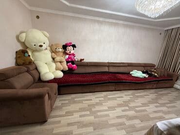 Угловой диван, C подушками at lalafo.kg Угловой диван, C подушками