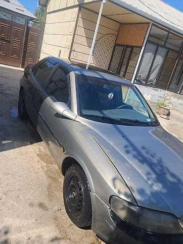 Opel Vectra: 1996 г., 1.8 л, Ручные, Бензин, Седан at lalafo.kg Opel Vectra: 1996 г., 1.8 л, Ручные, Бензин, Седан