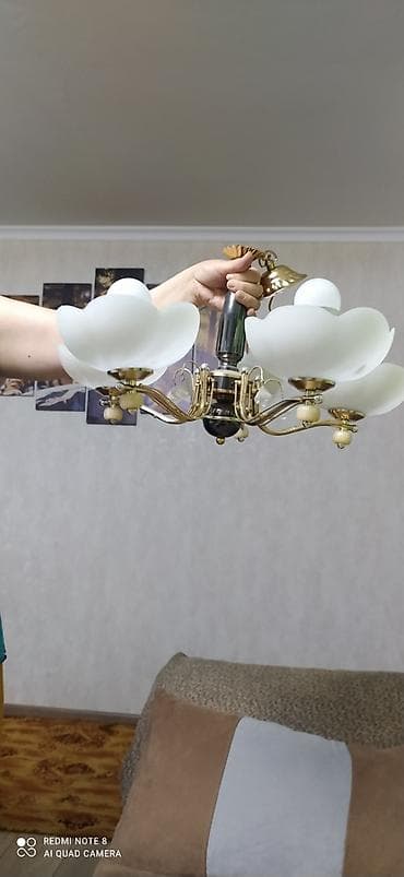 Люстра б/у, состояние отличное at lalafo.kg Люстра б/у, состояние отличное