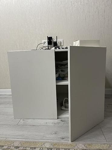 Купе шкафтар: Белая настенный шкаф-полка с распашными дверцами Ширина: 82,5 см lalafo.kg да — 4 Купе шкафтар: Белая настенный шкаф-полка с распашными дверцами Ширина: 82,5 см — 4