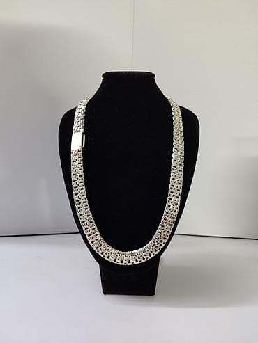 Серебряные колье: Ювелир. Ювелирные изделия. Ювелирные услуги. Ювелирные украшения at lalafo.kg — 1 Серебряные колье: Ювелир. Ювелирные изделия. Ювелирные услуги. Ювелирные украшения — 1