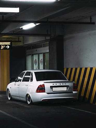 ВАЗ (ЛАДА) Priora: 2013 г., 1.6 л, Ручные, Бензин, Седан at lalafo.kg ВАЗ (ЛАДА) Priora: 2013 г., 1.6 л, Ручные, Бензин, Седан