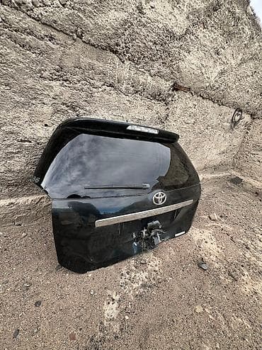 Крышка богажника на тайота виш 2003 г Битый Цена 4000 Звоните at lalafo.kg Крышка богажника на тайота виш 2003 г Битый Цена 4000 Звоните